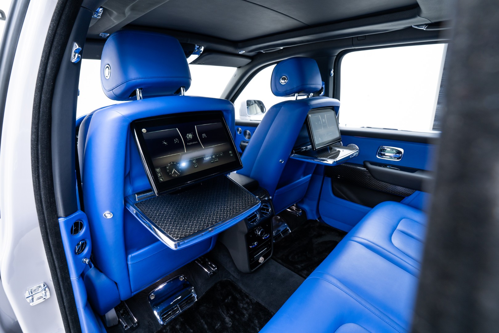 2020 ROLLS ROYCE CULLINAN BY MANSORY | GCC | | FULL CARBON